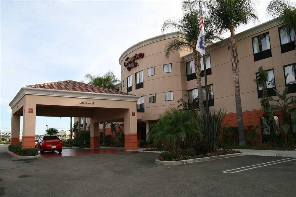 Hampton Inn By Hilton Irvine East - Лейк-Форест Экстерьер фото