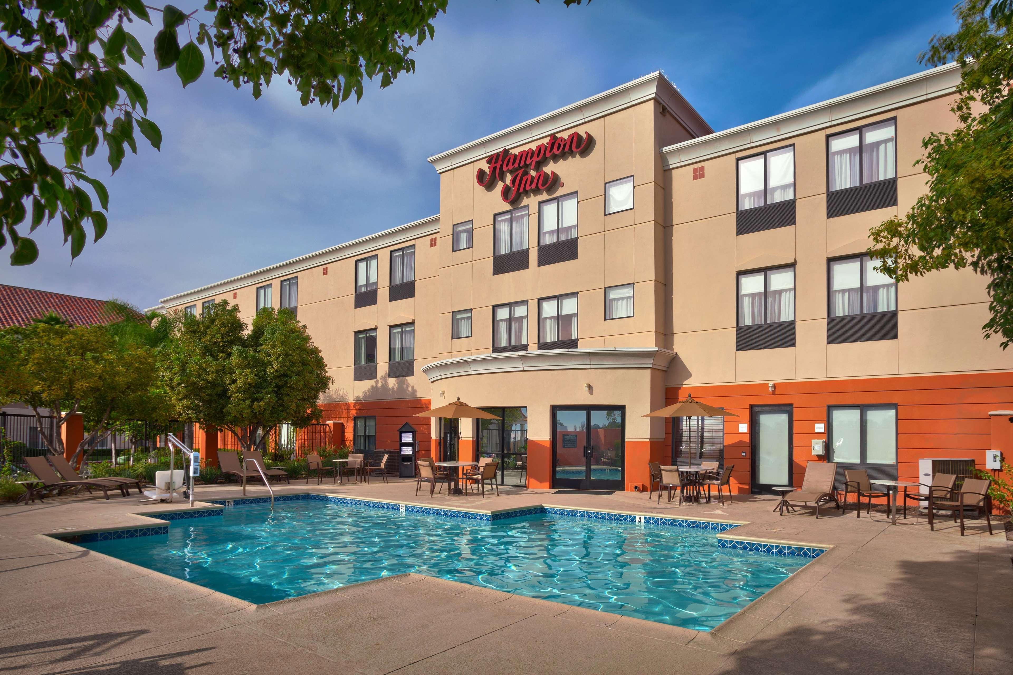 Hampton Inn By Hilton Irvine East - Лейк-Форест Экстерьер фото